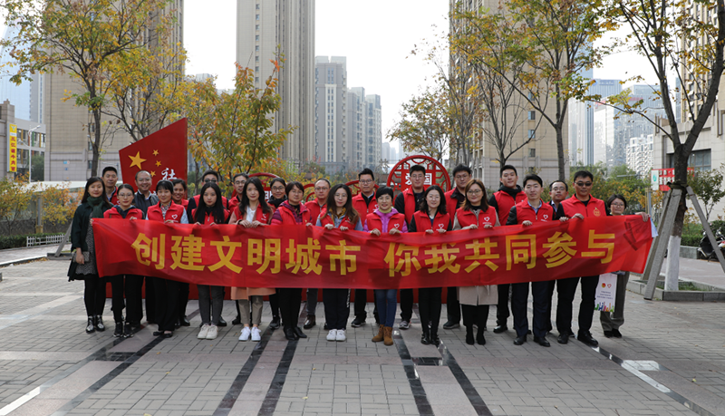 集團公(gōng)司組織志(zhì)願服務(wù)隊到舜達社區(qū)開展服務(wù)...